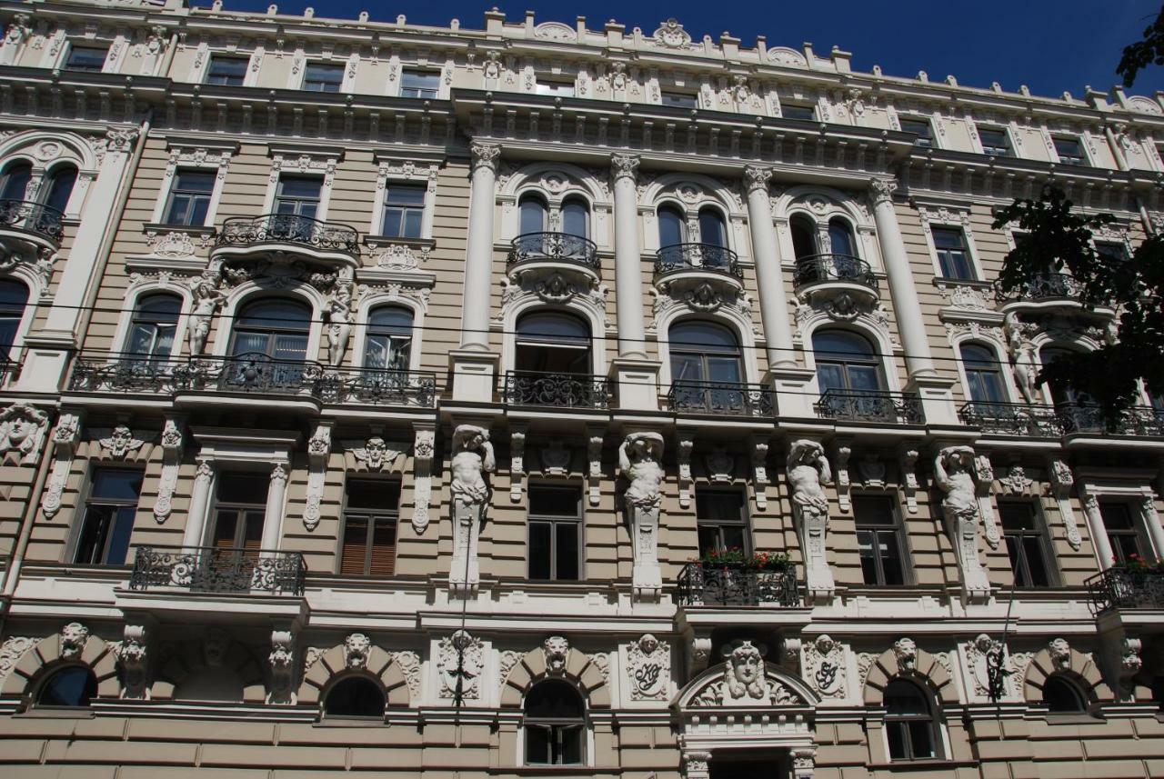 Apartments In Art Nouveau District Riga Exterior foto